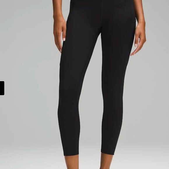 Lululemon fast and free cropped tights, black size 6, excellent condition - Picture 3 of 3